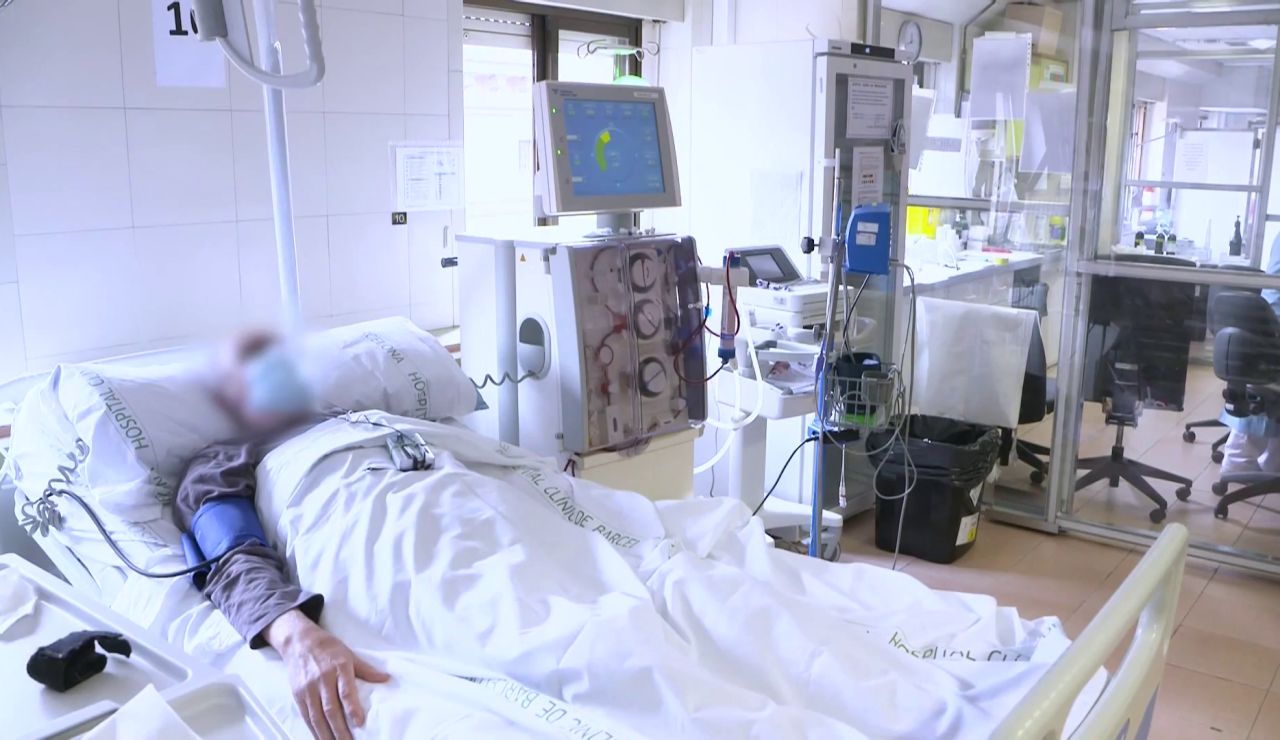 Los pacientes crónicos sin inocular critican la vacunación de la selección española de fútbol Los pacientes crónicos sin inocular critican la vacunación de la selección española de fútbol