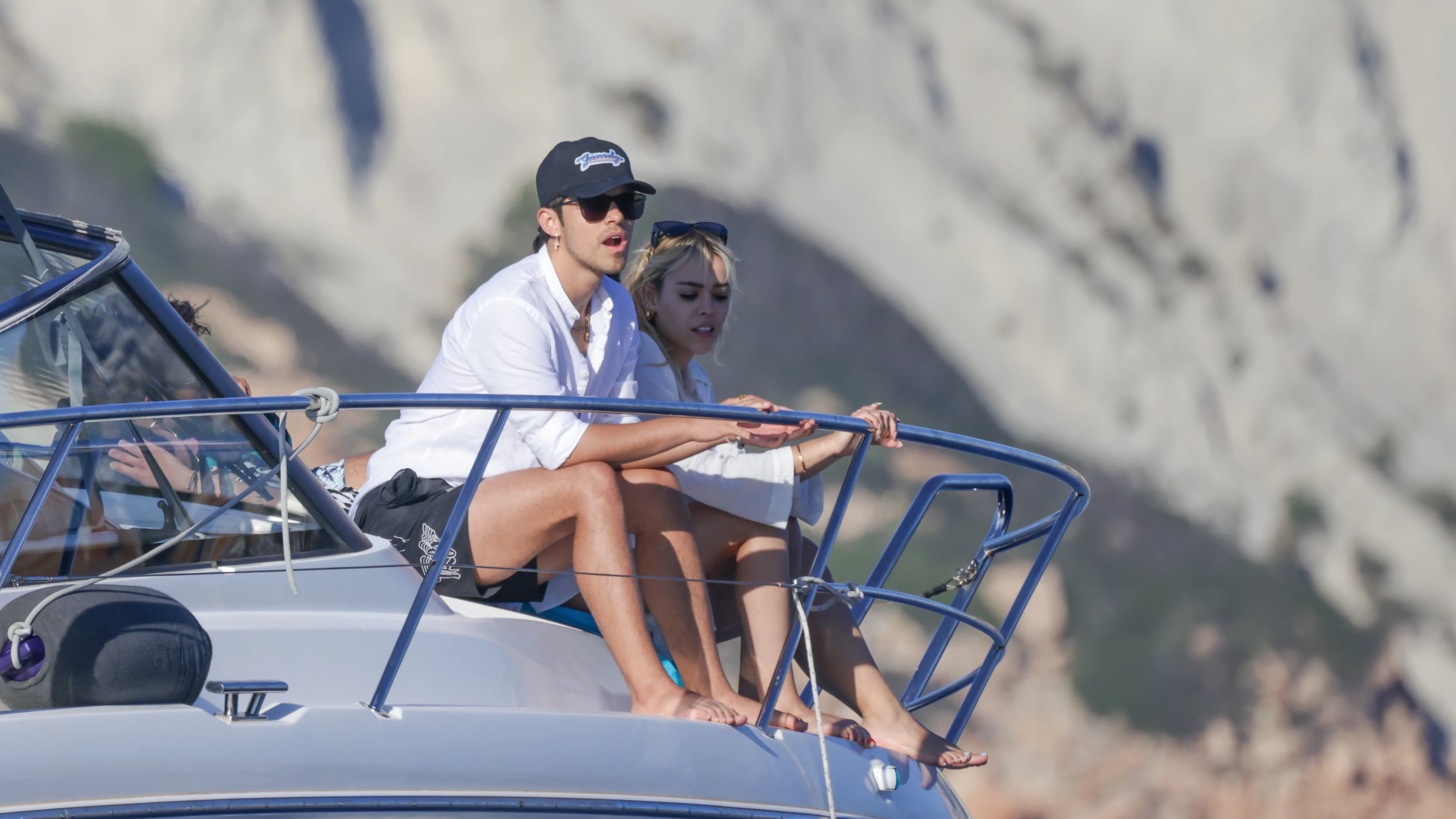 Danna Paola y Álex Hoyer en Ibiza Danna Paola y Álex Hoyer en Ibiza