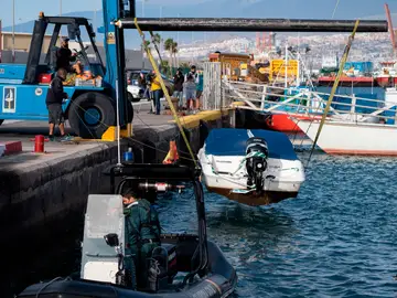 Lancha de Tomás Gimeno, padre de las niñas desaparecidas en Tenerife Lancha de Tomás Gimeno, padre de las niñas desaparecidas en Tenerife