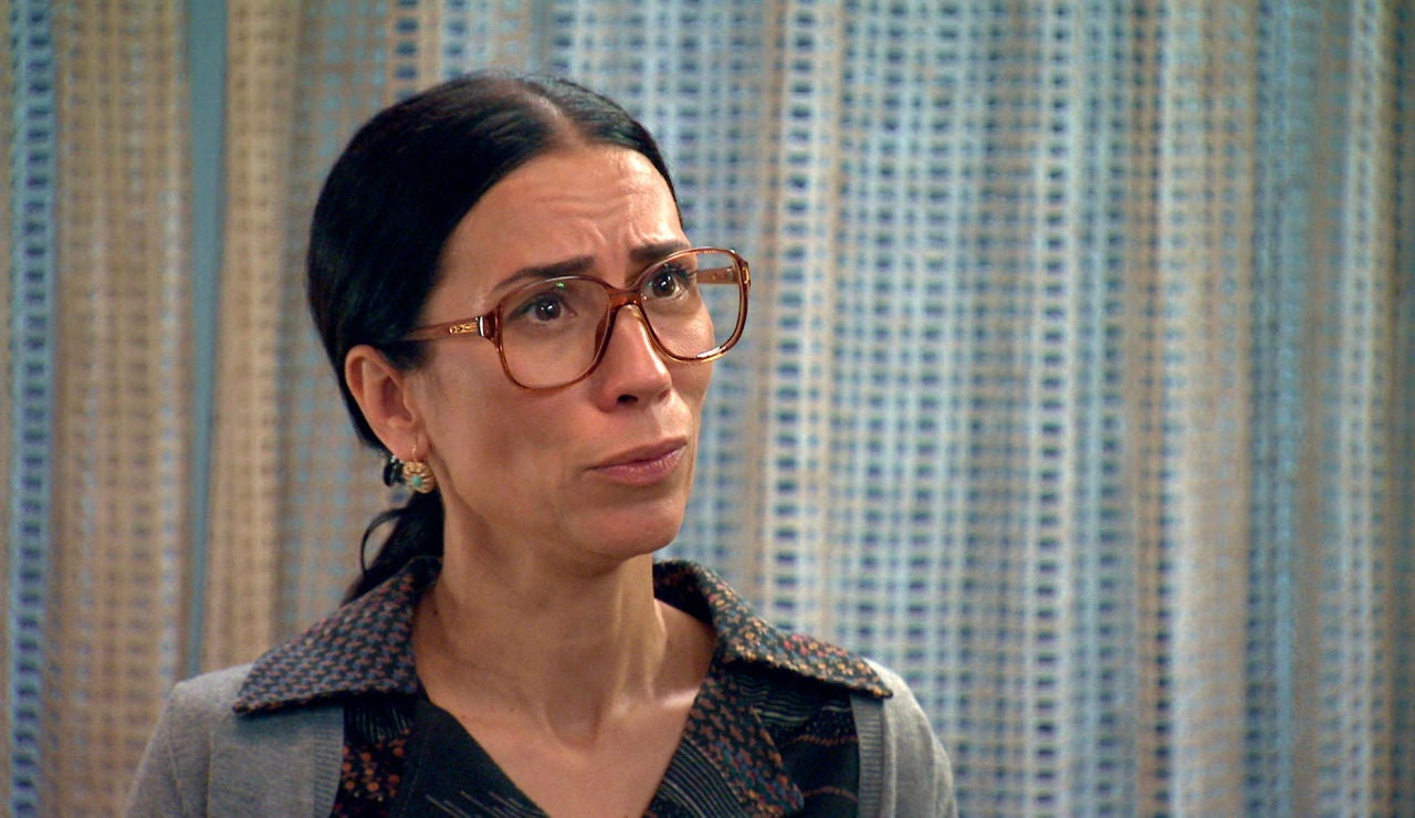 Manolita se rebela contra el coronel y su familia: "Si Beltrán sale de la cárcel no voy a poder seguir viviendo" Manolita se rebela contra el coronel y su familia: "Si Beltrán sale de la cárcel no voy a poder seguir viviendo"