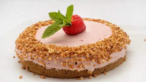 Tarta helada de fresas: cómo conseguir que no se cristalice en el congelador Tarta helada de fresas: cómo conseguir que no se cristalice en el congelador