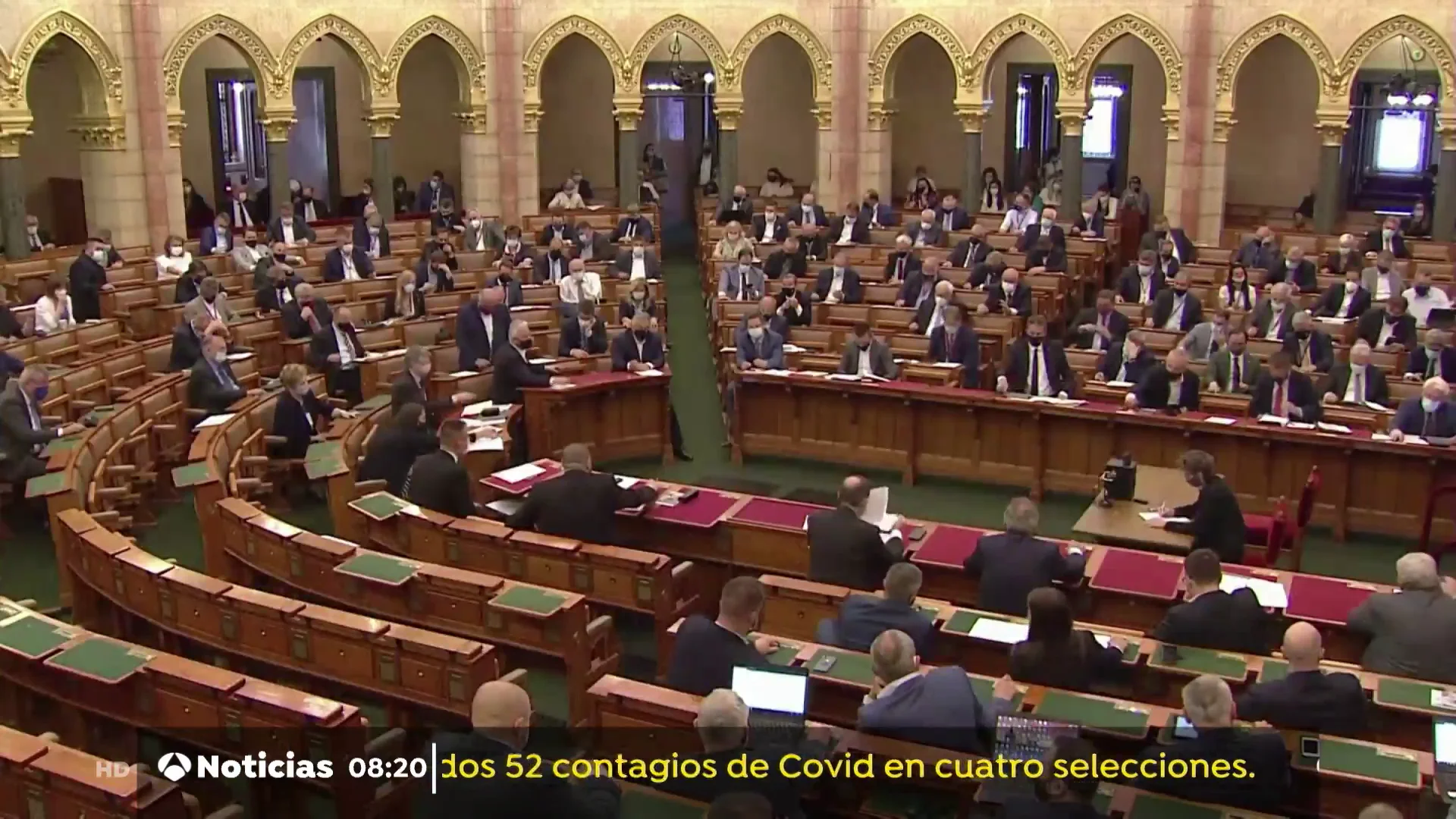 Hungr&iacute;a aprueba una ley que proh&iacute;be hablar de homosexualidad y cambio de sexo en los colegios