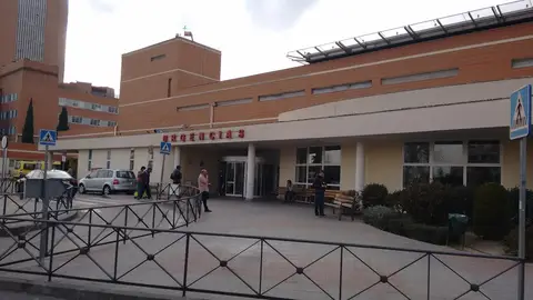 Muere una anciana tras ser agredida presuntamente por su marido con un martillo en Madrid Muere una anciana tras ser agredida presuntamente por su marido con un martillo en Madrid