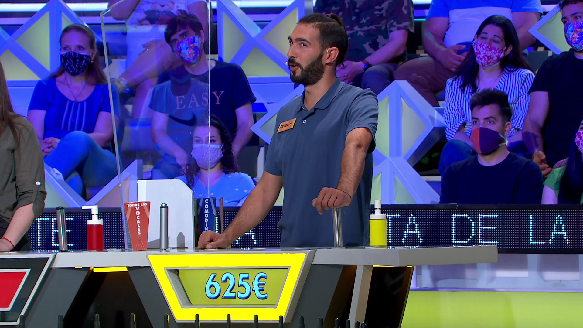 ¡Una ola con el dinero robado! Antonio resuelve sin despeinarse tras una jugada maestra
