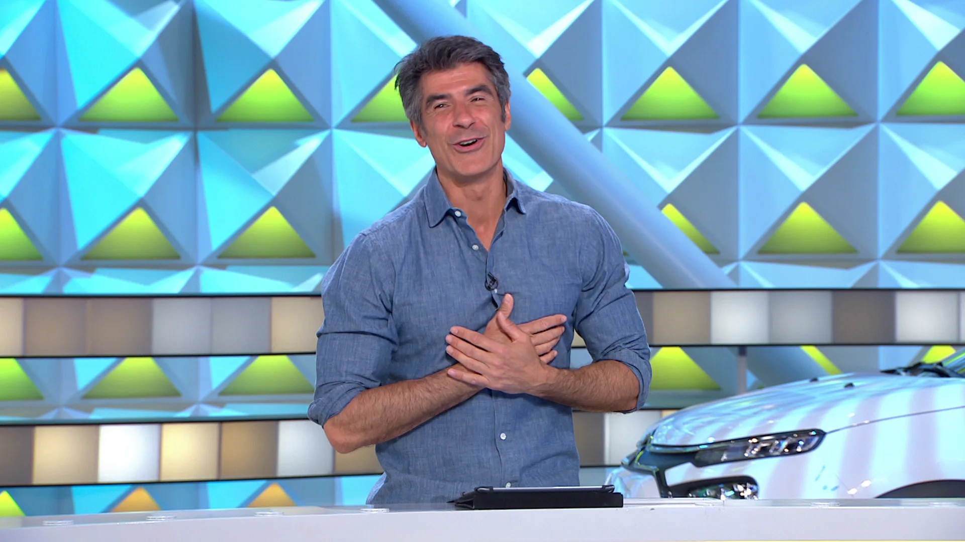 &ldquo;&iquest;Ahora c&oacute;mo sigo yo?&rdquo; Jorge Fern&aacute;ndez recibe una declaraci&oacute;n de amor&hellip; &iexcl;de una se&ntilde;ora del p&uacute;blico!