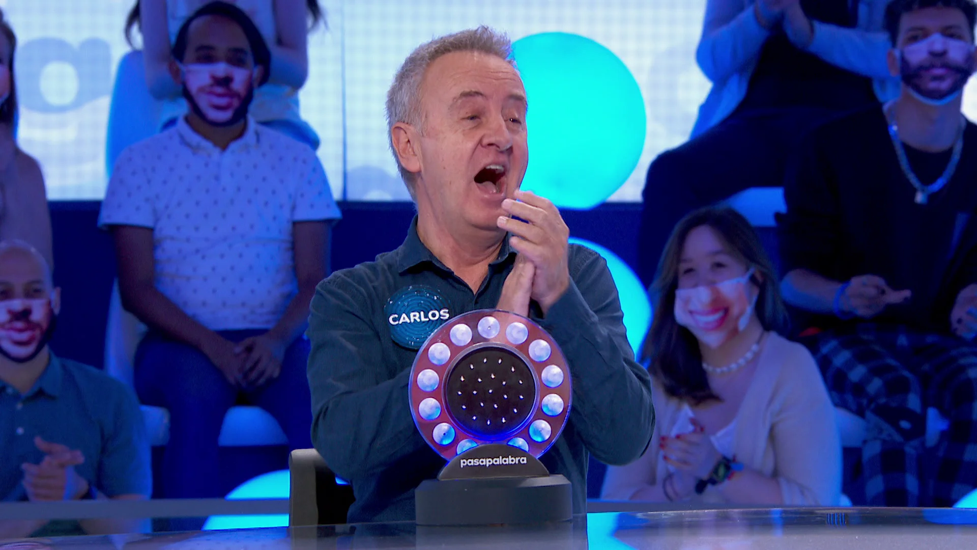 Carlos Hipólito sorprende con su vozarrón cantando ‘New York, New York’: “¿Qué maravilla es esta, por favor?” 