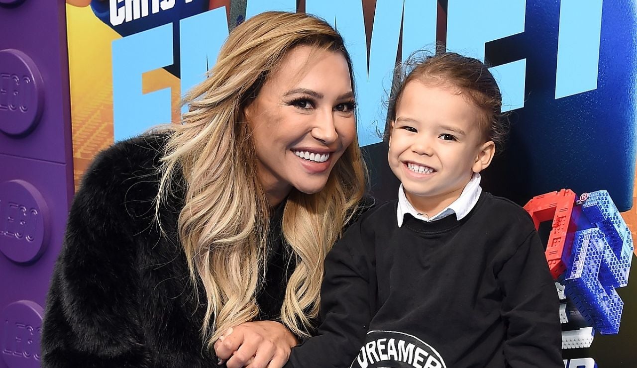 Naya Rivera y su hijo Josey en la premiere de 'La LEGO película'