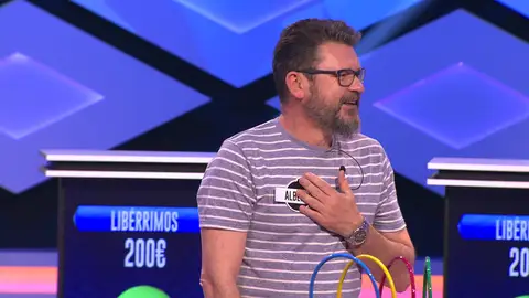 ¡Fracaso absoluto! Alberto, de los ‘Libérrimos’, invita a todos a “vermut casero asqueroso” ¡Fracaso absoluto! Alberto, de los ‘Libérrimos’, invita a todos a “vermut casero asqueroso”