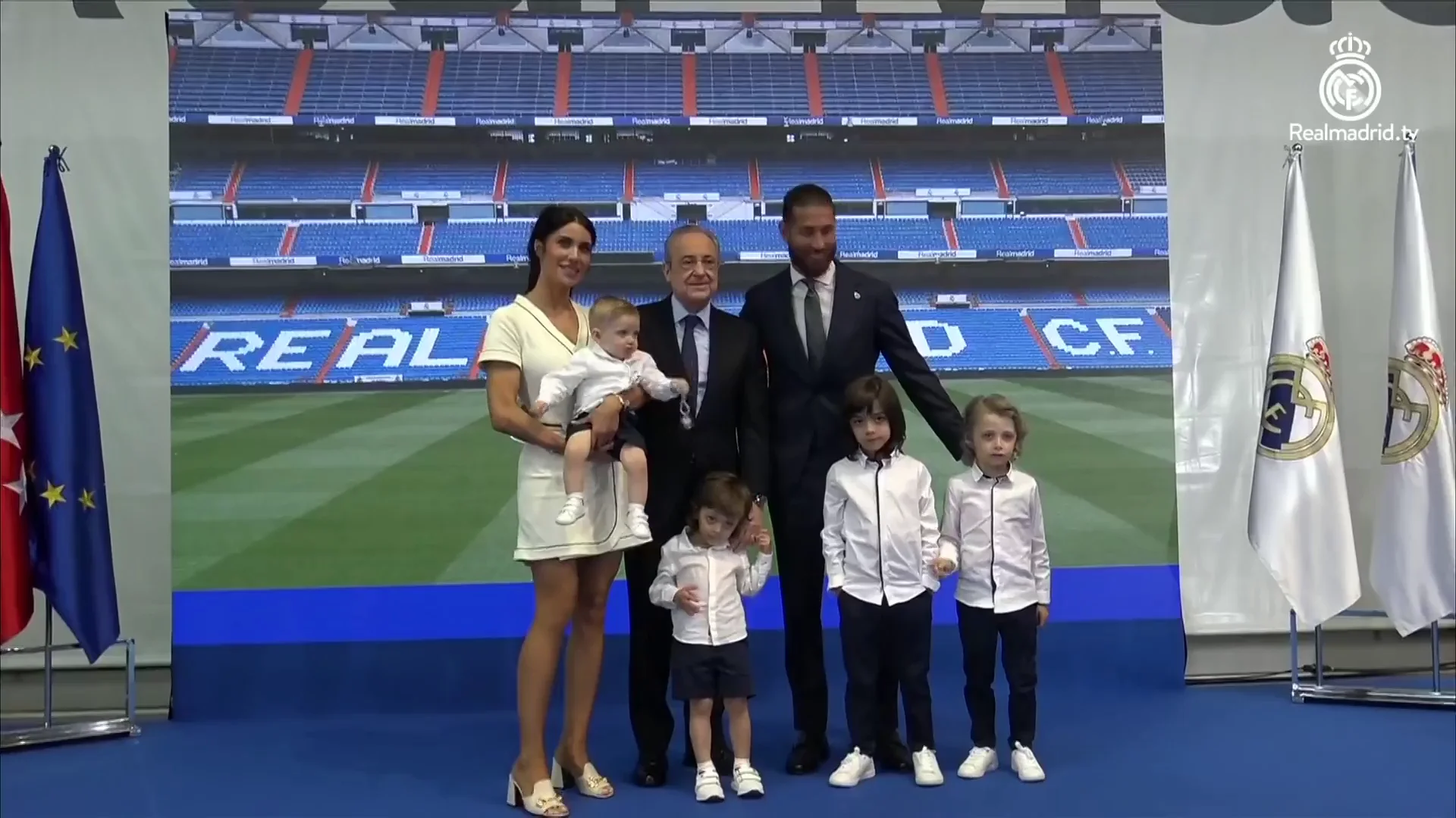 Sergio Ramos posa con su familia 