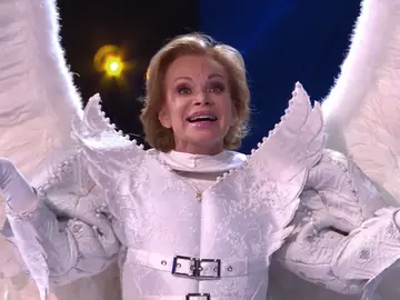 Paloma San Basilio se encontraba tras la máscara del Ángel: ¡así revelamos su identidad! Paloma San Basilio se encontraba tras la máscara del Ángel: ¡así revelamos su identidad!