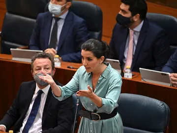 La portavoz de Vox en la Asamblea, Rocío Monasterio, interviene en la segunda y última sesión del debate de investidura de Isabel Díaz Ayuso como presidenta de la Comunidad de Madrid La portavoz de Vox en la Asamblea, Rocío Monasterio, interviene en la segunda y última sesión del debate de investidura de Isabel Díaz Ayuso como presidenta de la Comunidad de Madrid