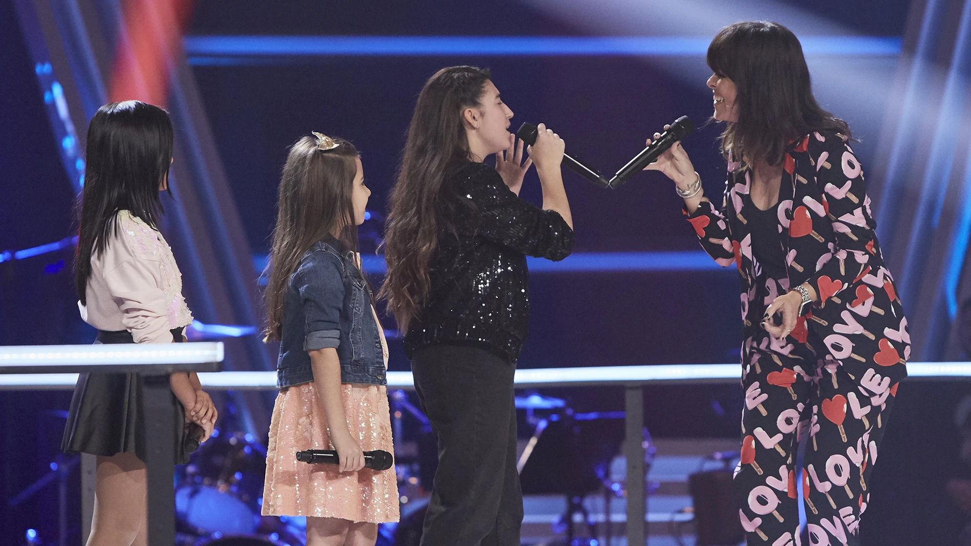 Vanesa Martín canta ‘Arráncame’ con Samantha, Nazaret y Lola en las Batallas de ‘La Voz Kids’