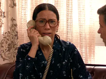 Manolita contacta con Anabel para darle un ultimátum: “Debes huir del país” Manolita contacta con Anabel para darle un ultimátum: “Debes huir del país”