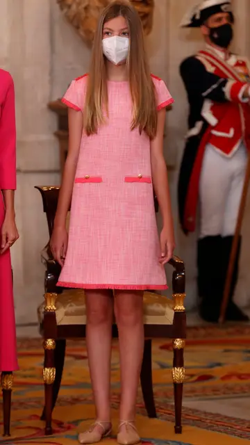 La infanta Sofía, también de rosa La infanta Sofía, también de rosa
