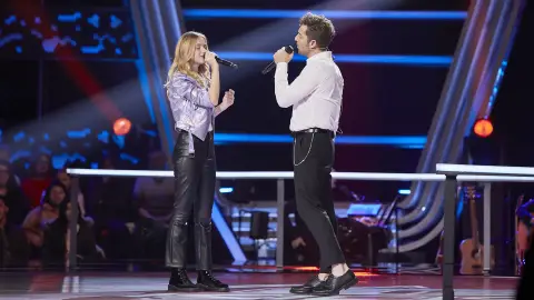 David Bisbal canta ‘Abriré la puerta’ con Lucía Casani en las Batallas de ‘La Voz Kids’ David Bisbal canta ‘Abriré la puerta’ con Lucía Casani en las Batallas de ‘La Voz Kids’