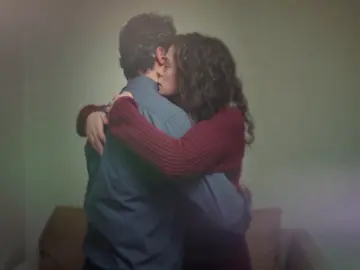 Una boda, un embarazo y un soltero de oro: ¿Cómo es la vida amorosa de los actores de 'Mujer'? Una boda, un embarazo y un soltero de oro: ¿Cómo es la vida amorosa de los actores de 'Mujer'?