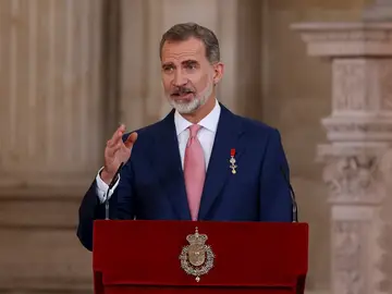 El rey Felipe pronuncia un discurso durante el acto de imposición de condecoraciones de la Orden del Mérito Civil El rey Felipe pronuncia un discurso durante el acto de imposición de condecoraciones de la Orden del Mérito Civil