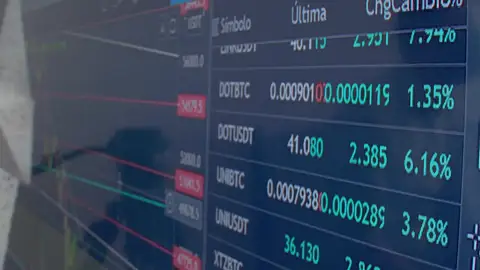 Estafan a un León por invertir en criptomonedas La fiebre de las criptomonedas