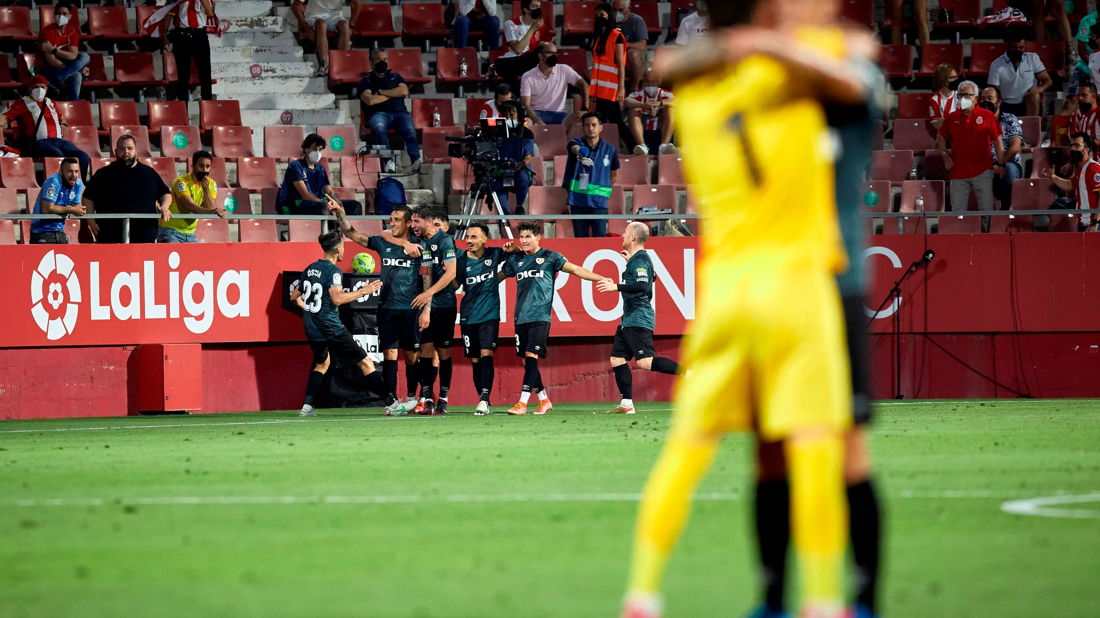 El Rayo Vallecano remonta la eliminatoria al Girona y asciende a la Liga Santander dos a&ntilde;os despu&eacute;s