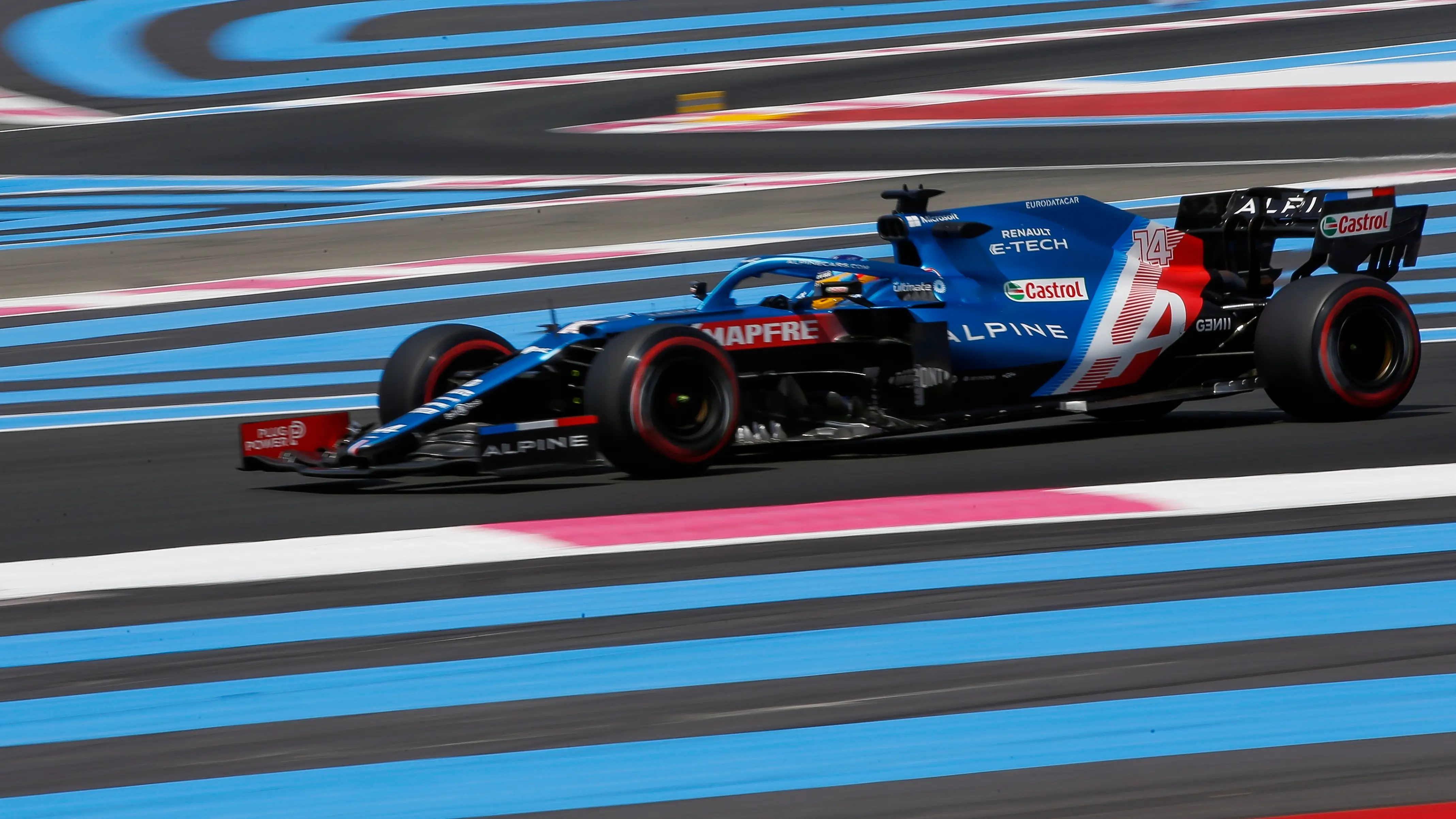 Fernando Alonso: "Creo que soy el segundo mejor piloto en las salidas este año" Fernando Alonso: "Creo que soy el segundo mejor piloto en las salidas este año"