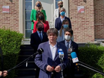 Carles Puigdemont tras reunirse con 7 miembros del Govern en Bélgica