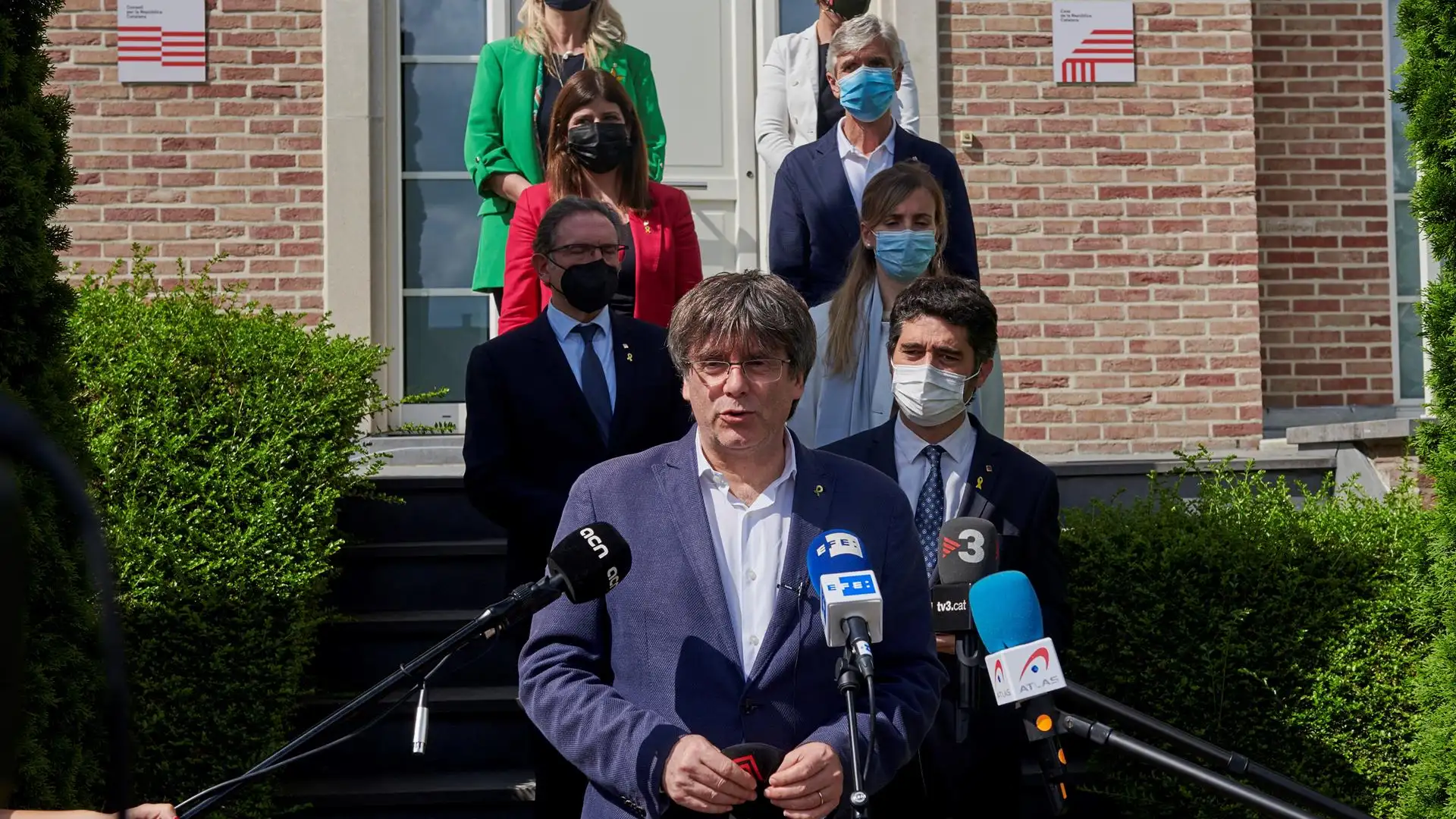 Carles Puigdemont tras reunirse con 7 miembros del Govern en B&eacute;lgica