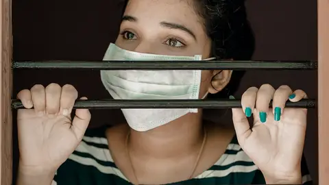 Fin de la mascarilla en exteriores, llega el síndrome de la cara vacía Fin de la mascarilla en exteriores, llega el síndrome de la cara vacía