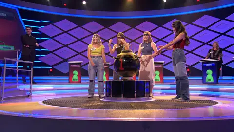 ¡No puede ser! Una salsa peruana provoca que ‘Las tacitas de plata’ exploten su primera bomba ¡No puede ser! Una salsa peruana provoca que ‘Las tacitas de plata’ exploten su primera bomba