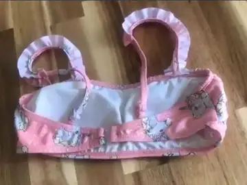 Bikini de niña con relleno Bikini de niña con relleno