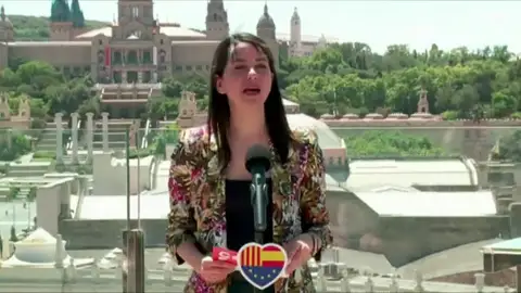 Arrimadas dice que el Gobierno "nos ha vuelto a humillar" y que Sánchez está "arrodillado" ante los independentistas Arrimadas dice que el Gobierno "nos ha vuelto a humillar" y que Sánchez está "arrodillado" ante los independentistas