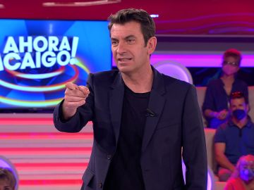 Arturo Valls, ansioso por tirar a un concursante de ‘¡Ahora caigo!’… ¡tras saber a qué se dedica!