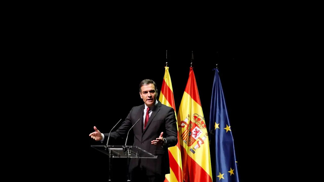 El presidente del Gobierno, Pedro Sánchez, pronuncia en el Teatre del Liceu de Barcelona la conferencia "Reencuentro: un proyecto de futuro para toda España", ante representantes políticos y de la sociedad civil, en vísperas de los posibles indultos a los líderes del procés presos El presidente del Gobierno, Pedro Sánchez, pronuncia en el Teatre del Liceu de Barcelona la conferencia "Reencuentro: un proyecto de futuro para toda España", ante representantes políticos y de la sociedad civil, en vísperas de los posibles indultos a los líderes del procés presos
