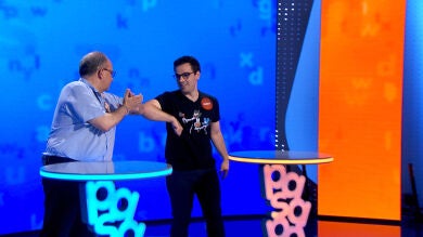 La inesperada jugada de Javier en ‘El Rosco’ obliga a Pablo a contestar, al menos, 11 palabras seguidas para evitar la ‘Silla Azul’