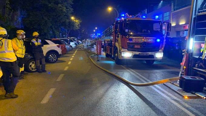 Incendio en un centro comercial en Madrid