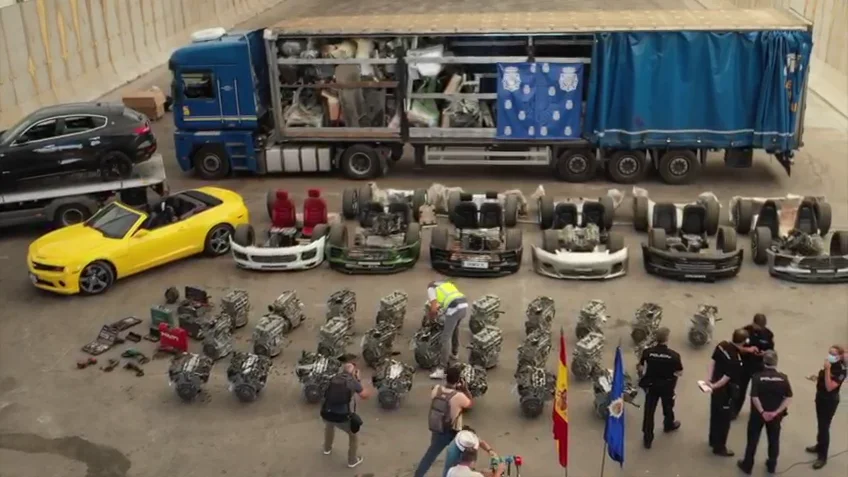 La Policía Nacional desmantela en Málaga una organización especializada en el robo de vehículo de lujo La Policía Nacional desmantela en Málaga una organización especializada en el robo de vehículo de lujo