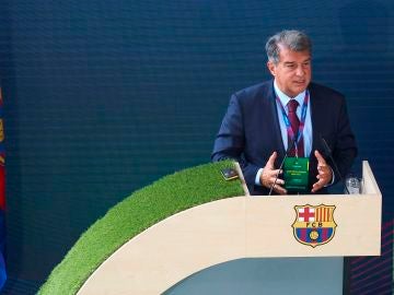 Laporta: "¿Si Messi va a renovar? Ya me gustaría"