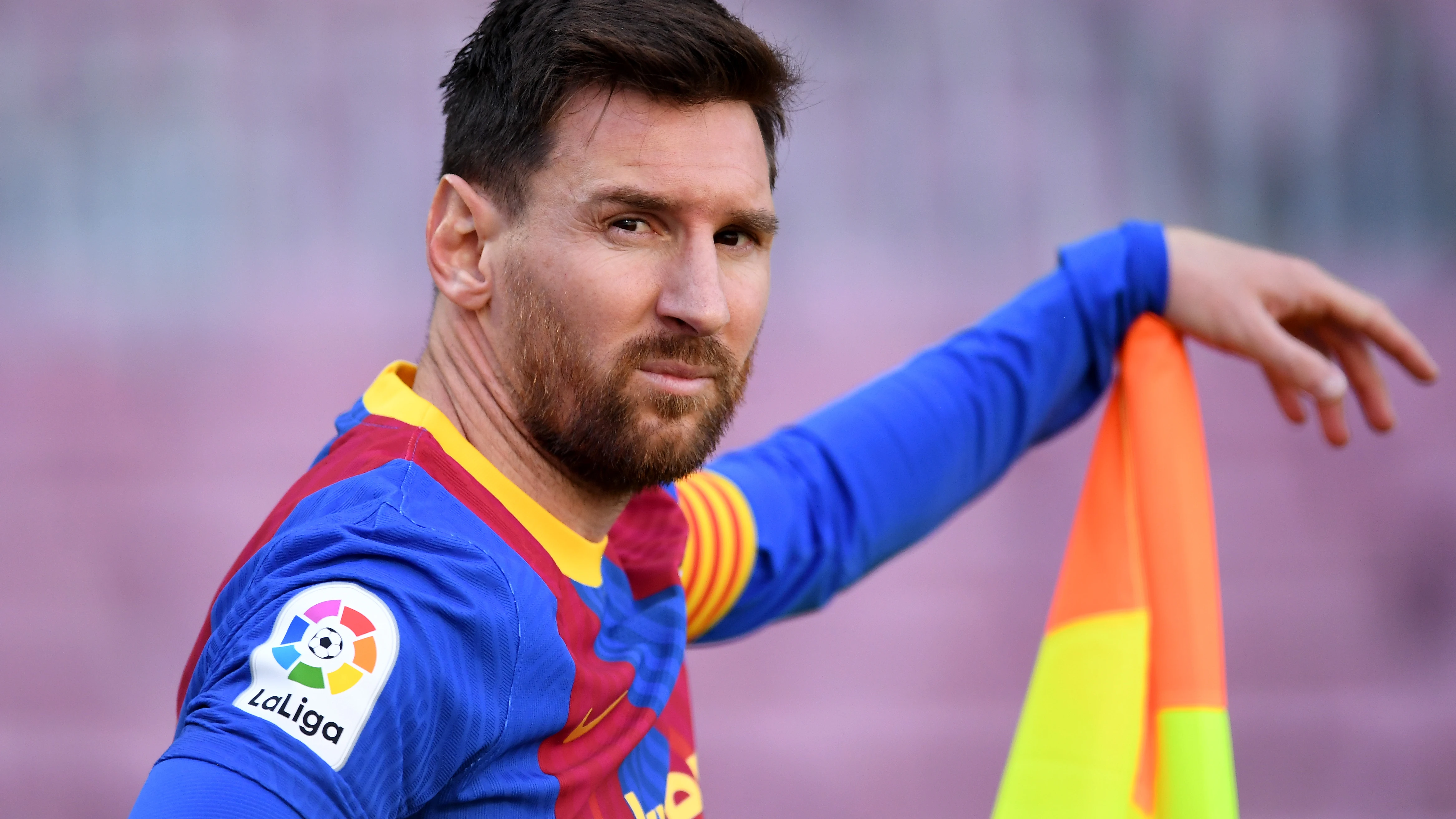 Leo Messi queda libre hoy al terminar su contrato con el Barcelona... si Laporta no lo impide