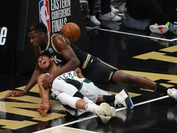 La escalofriante lesión de Antetokounmpo con Milwaukee Bucks La escalofriante lesión de Antetokounmpo con Milwaukee Bucks