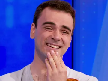 La emotiva llamada de la abuela Conchita a Pablo Díaz tras ganar ‘El Rosco’ de ‘Pasapalabra’ La emotiva llamada de la abuela Conchita a Pablo Díaz tras ganar ‘El Rosco’ de ‘Pasapalabra’