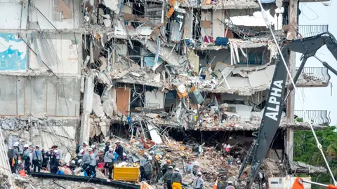 Edificio derrumbado en Miamo Edificio derrumbado en Miamo