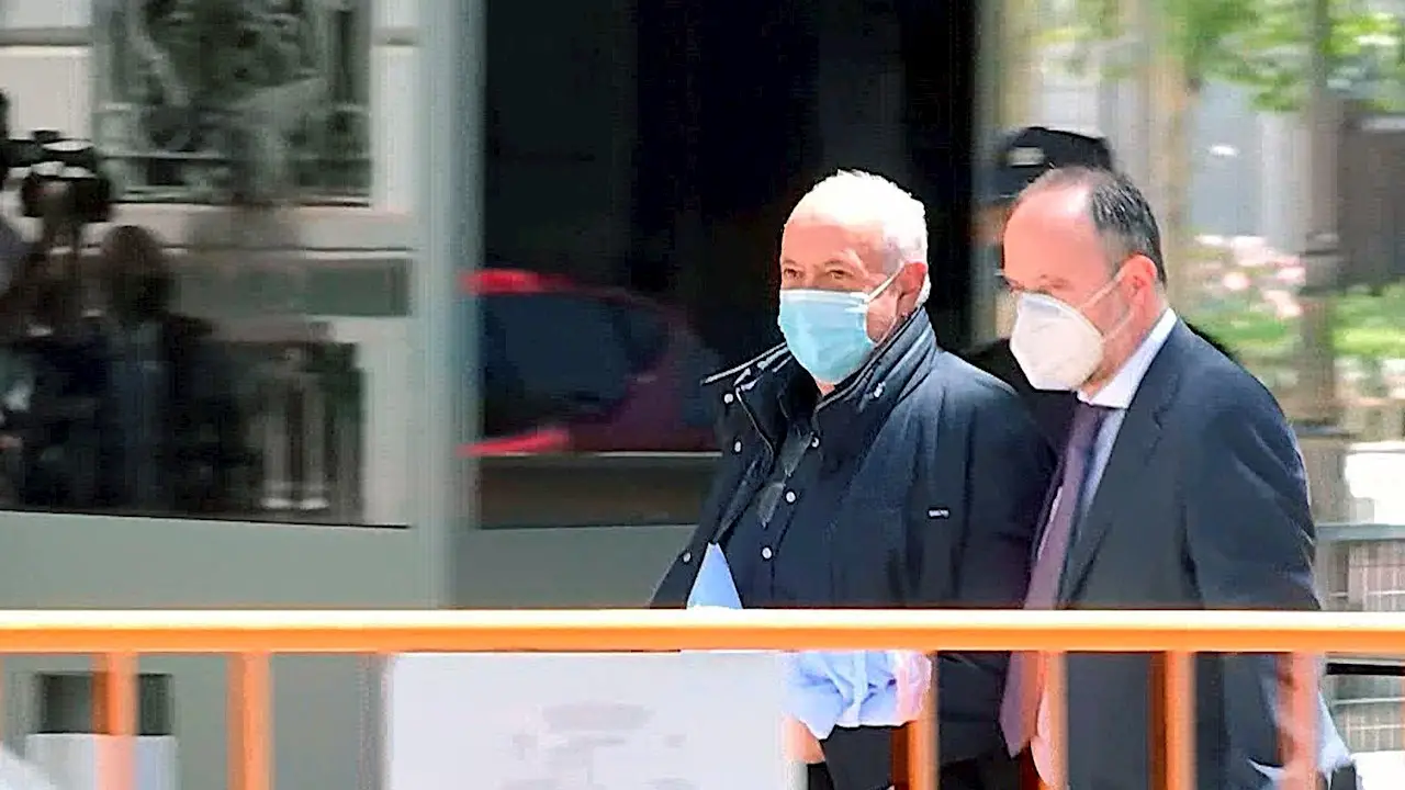 Captura de una se&ntilde;al de v&iacute;deo que muestra al productor Jos&eacute; Luis Moreno a su salida de la sede de la Audiencia Nacional, este jueves en Madrid