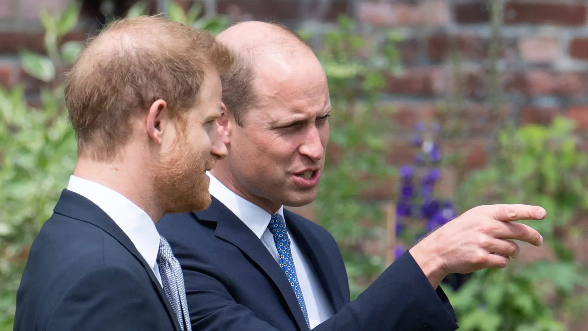 El príncipe Guillermo y su hermano, el príncipe Harry