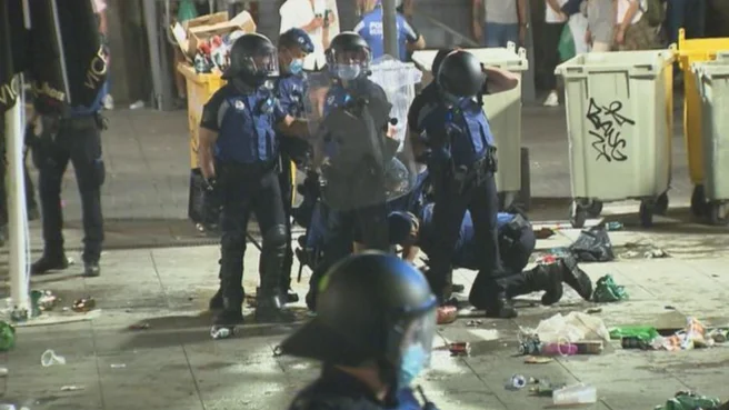 Cargas policiales durante el Orgullo 2021.