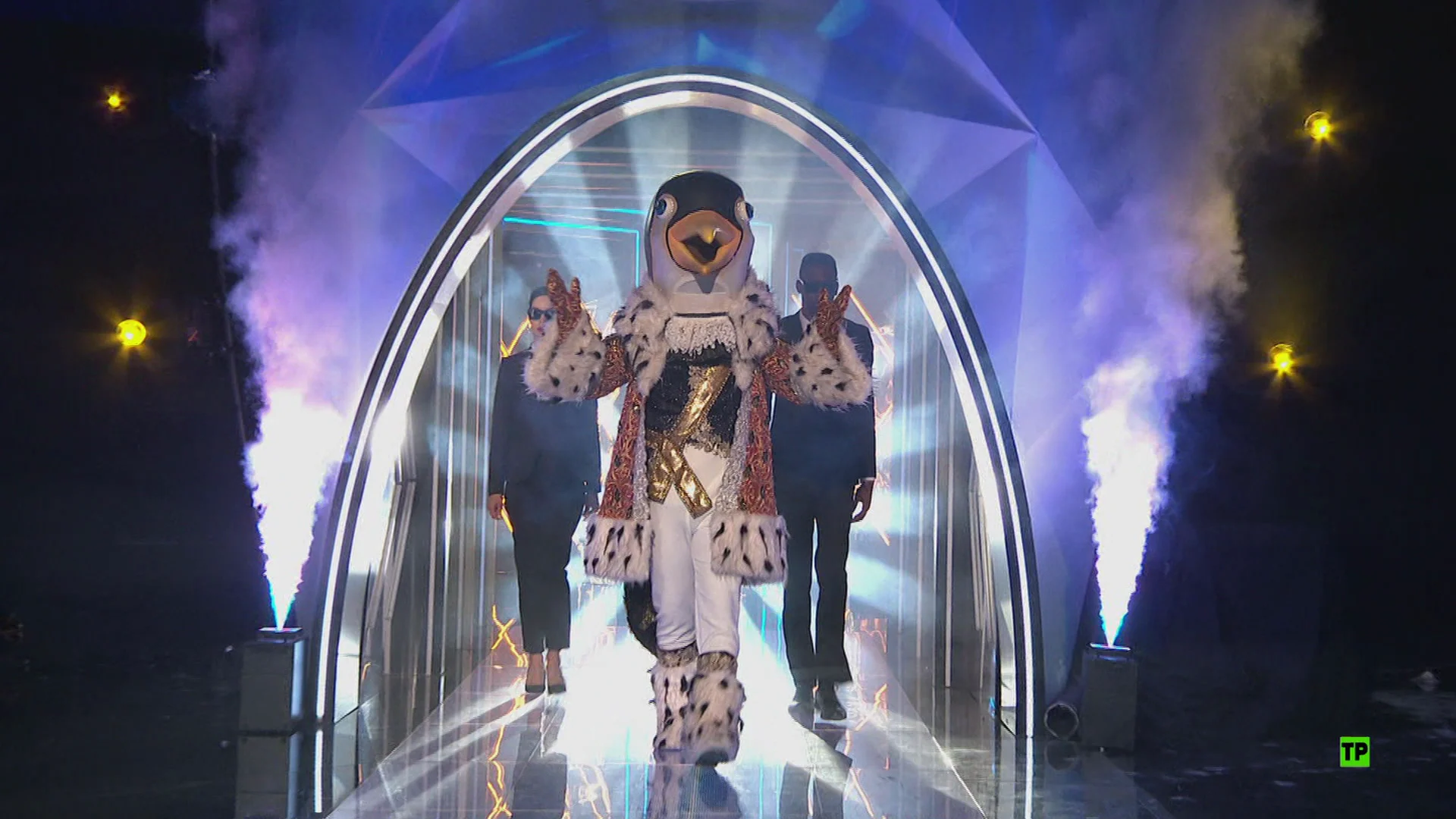 Comienza la recta final en 'Mask Singer' con una m&aacute;scara invitada