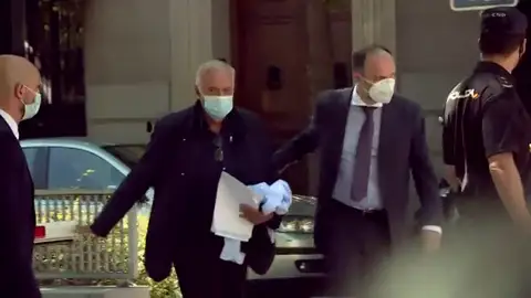 José Luis Martín Ovejero, experto en comunicación no verbal: “José Luis Moreno quiere ser el centro de atención“ José Luis Martín Ovejero, experto en comunicación no verbal: “José Luis Moreno quiere ser el centro de atención“