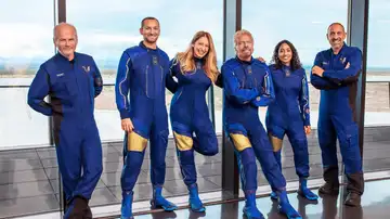 Richard Branson liderará el primer vuelo comercial al espacio Richard Branson liderará el primer vuelo comercial al espacio