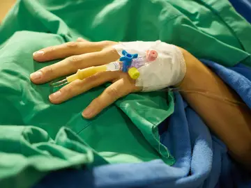 Mujer en hospital Mujer en hospital