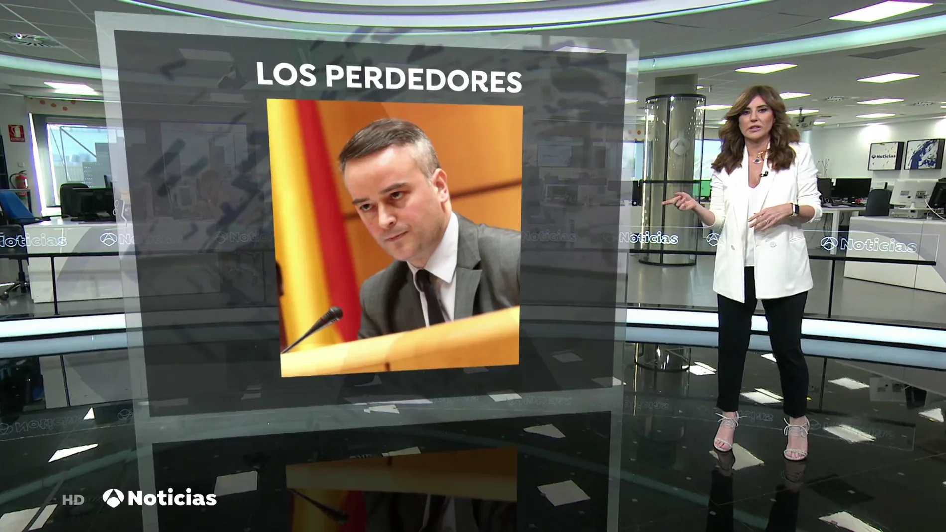 Iván Redondo, Carmen Calvo y José Luis Ábalos, los grandes perdedores de los cambios en el Gobierno
