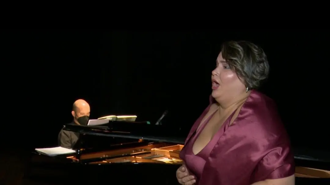 J&oacute;venes de diferentes partes del mundo cumplen su sue&ntilde;o de cantar en el Teatro Real