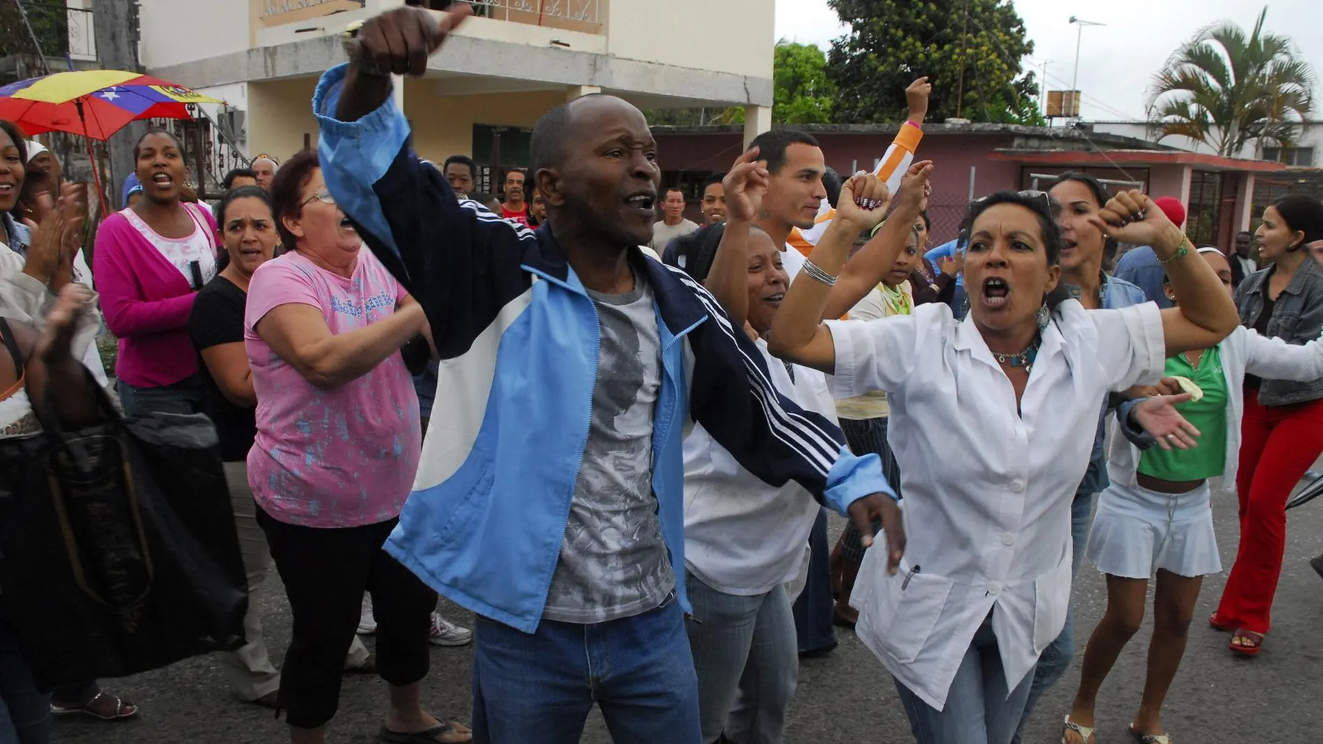 Represión policial contra los manifestantes en Cuba que protestaban contra el Gobierno